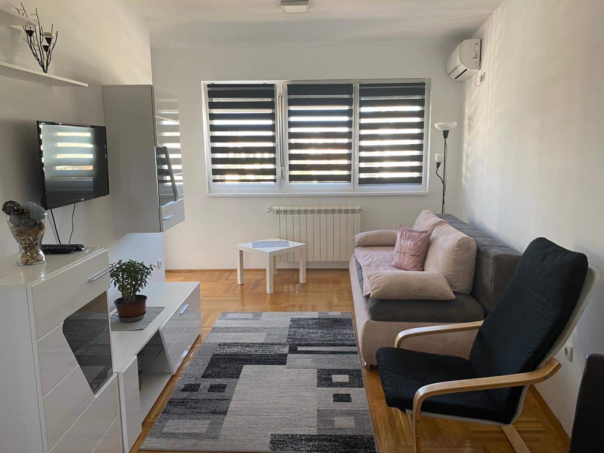 Mka Suite Kragujevac Bagian luar foto